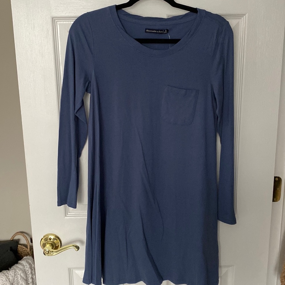 NWT! A&F cotton long sleeve tshirt dress